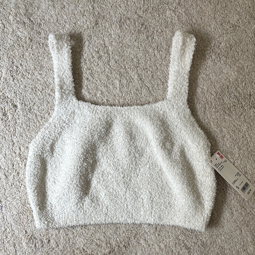 Uniqlo Women’s Fuzzy Cropped Tank Size S